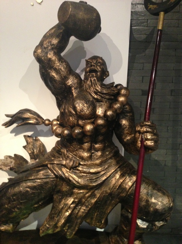 仿估青銅器有什么特點(diǎn)嗎？